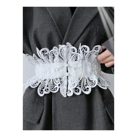 Accessories - 26W0220 W  Lace Puff Buckle Detail Wide Waist Belt One Size